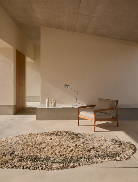 Alga Rug - Grey in interior setting - nanimarquina