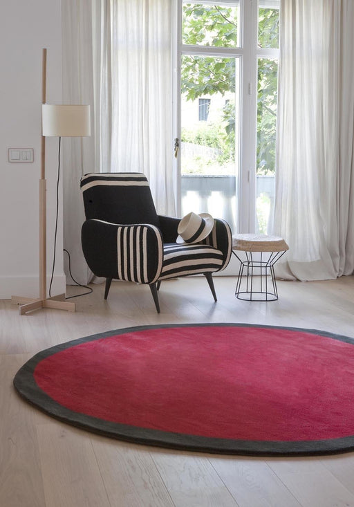 Aros Round Rug - Ø 200 in interior setting - nanimarquina