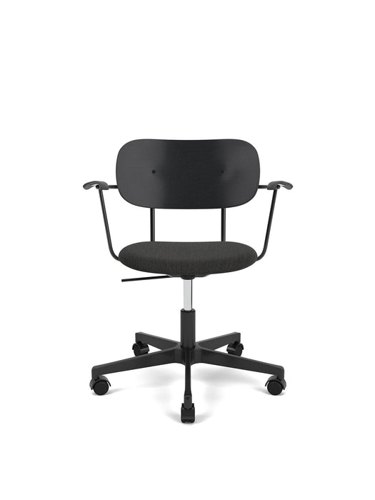 Co Task Chair w/Armrest, Star Base w/Casters, Black Aluminium, Seat Upholstered With PC1T, Oak Back And Arms, Hard Floor, Black Oak, EU/US - CAL117, 0198 (Black), Re-wool, Re-wool, Kvadrat