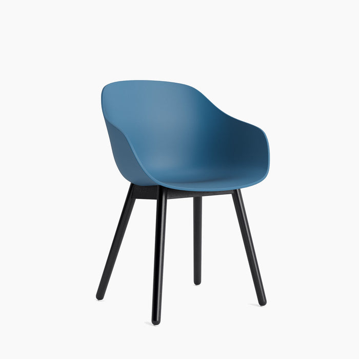 AAC212 Chair Water-based lacquered walnut base Standard glider - HAY