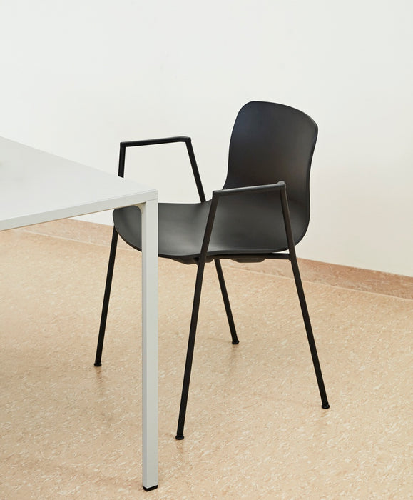 AAC18 White powder coated steel 4 leg base Standard glider - HAY