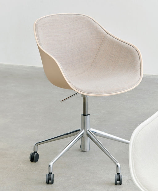 AAC252 Chair Polished alu 5 star swivel Gas lift Wheel base - HAY