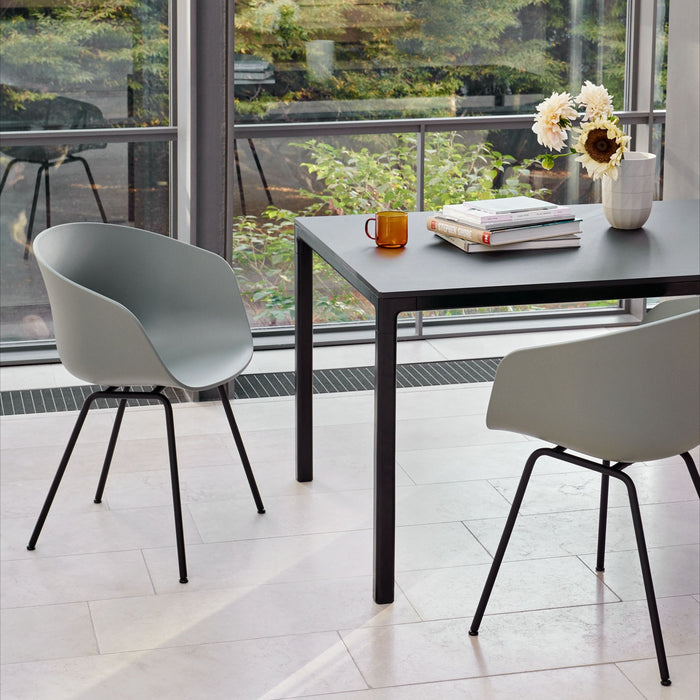 AAC26 White powder coated steel 4 leg base Standard glider - HAY