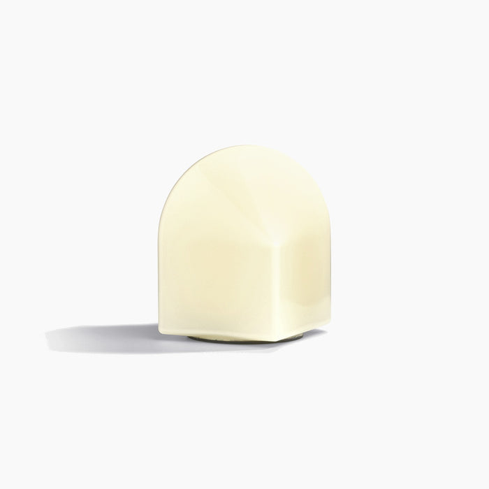 Shell white
