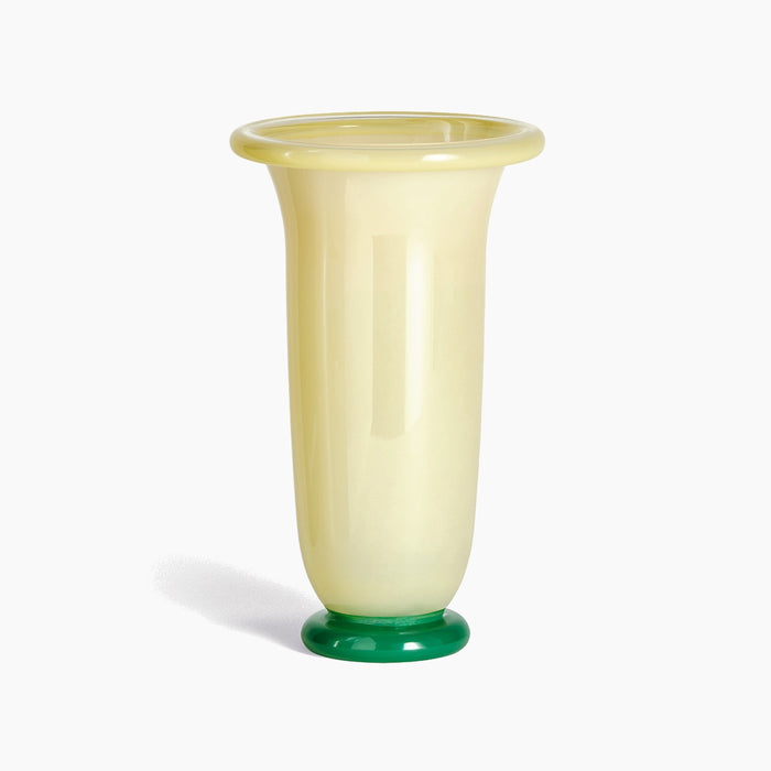 Sand with lemon rim, green base