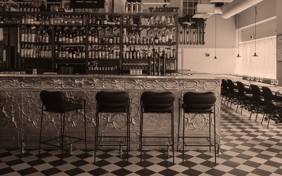 Bollo Bar Stool - Bollo Bar lifestyle 02