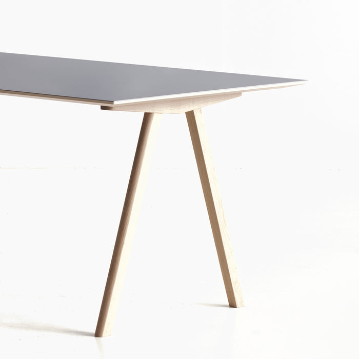 CPH10 Desk Bordeaux water-based lacquered oak frame - HAY