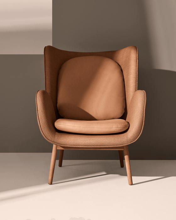 Embrace Lounge Chair - Embrace lifestyle 03