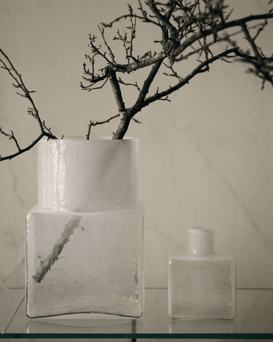 Cube Vase - Fogia Lifestyle Cube small and tall in linen