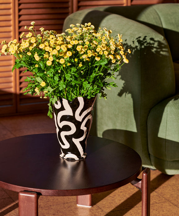 Jessica Hans Shadow Vase - HAY