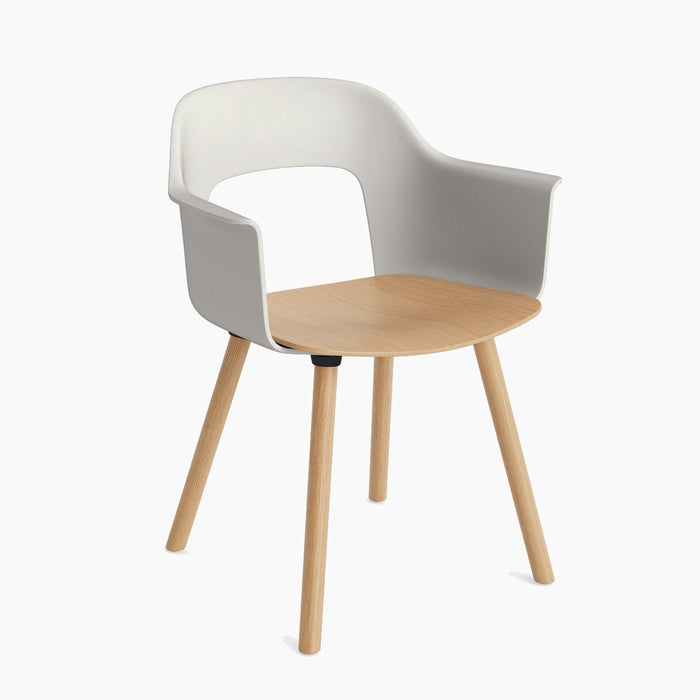 Layout Armchair 222 Water-based lacquered solid oak 4 leg base Standard glider - HAY
