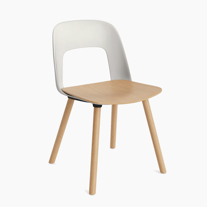 Layout Chair 122 Black water-based lacquered solid oak 4 leg base Standard glider - HAY