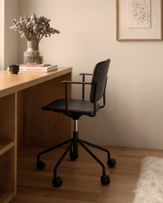 Mono Armchair, Swivel Base - Mono metal lifestyle 08