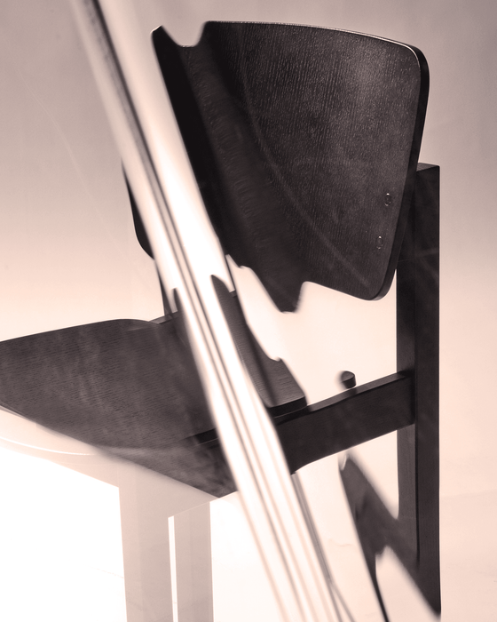 Mono Chair, Wooden Base - Mono wood lifestyle 03