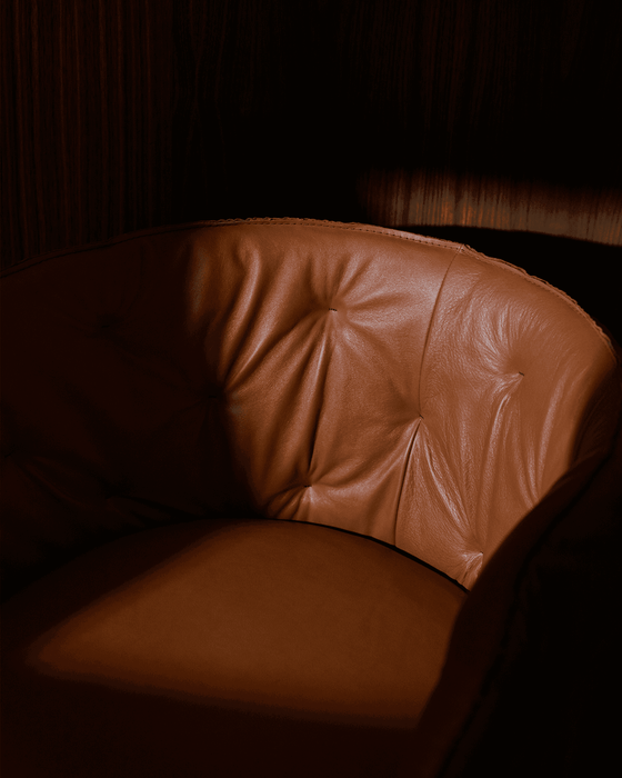 Niche Club Chair - Niche lifestyle 02