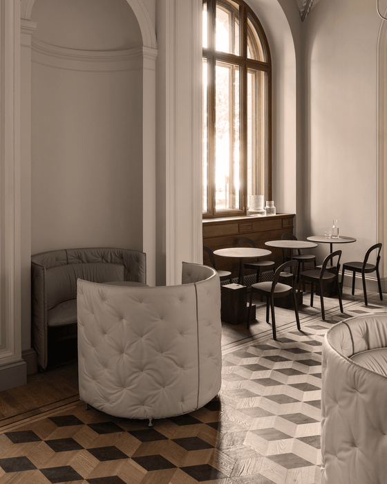 Niche Sofa - Niche lifestyle 09