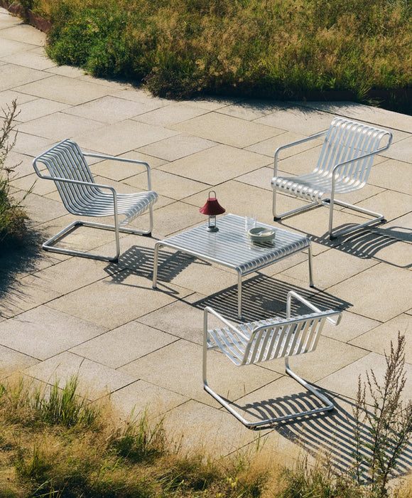 Palissade Cantilever Lounge Chair Low - HAY
