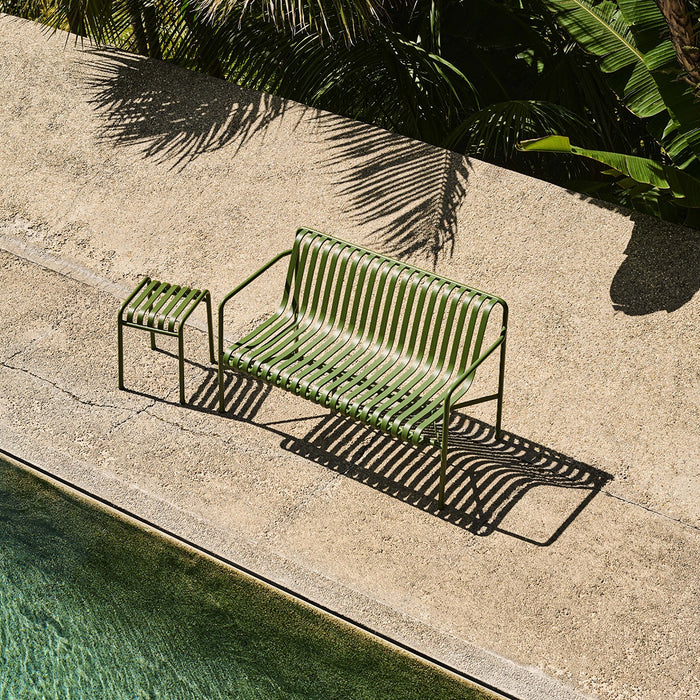 Palissade Dining Bench w. armrest - HAY