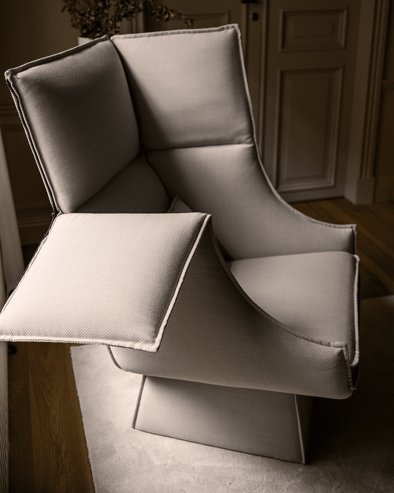 Social Club - Socialclub lounge chair lifestyle 04