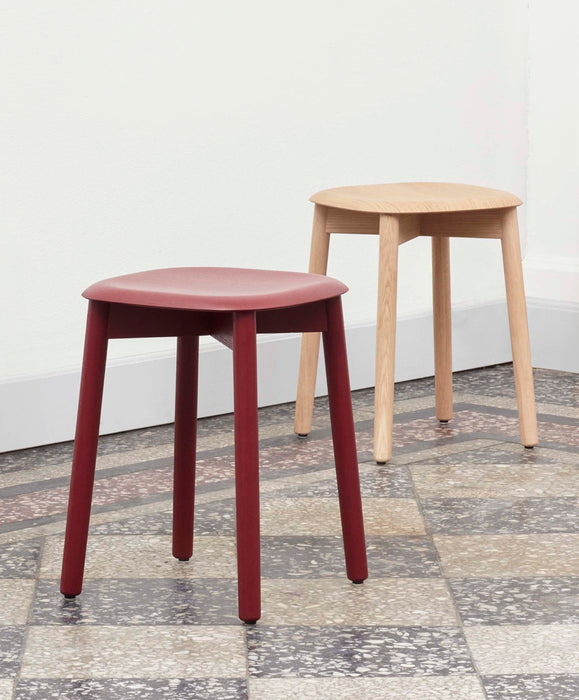 Soft Edge72 Water-based lacquered solid oak 4 leg base Standard glider - HAY