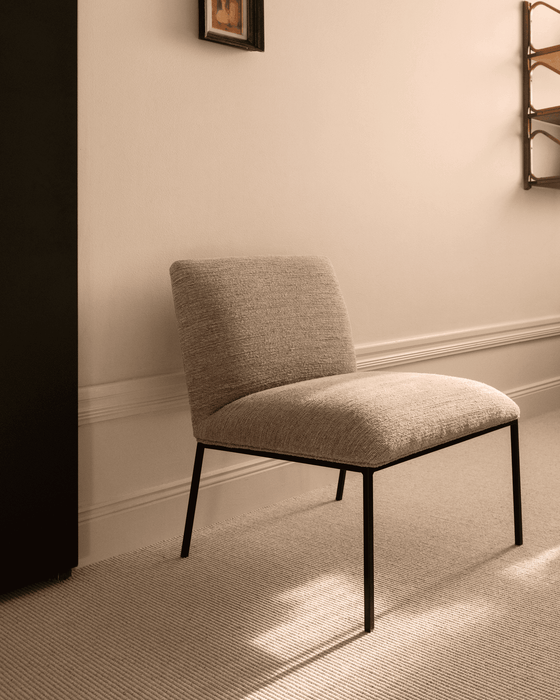 Tondo Lounge Chair - Tondo lounge chair lifestyle 01