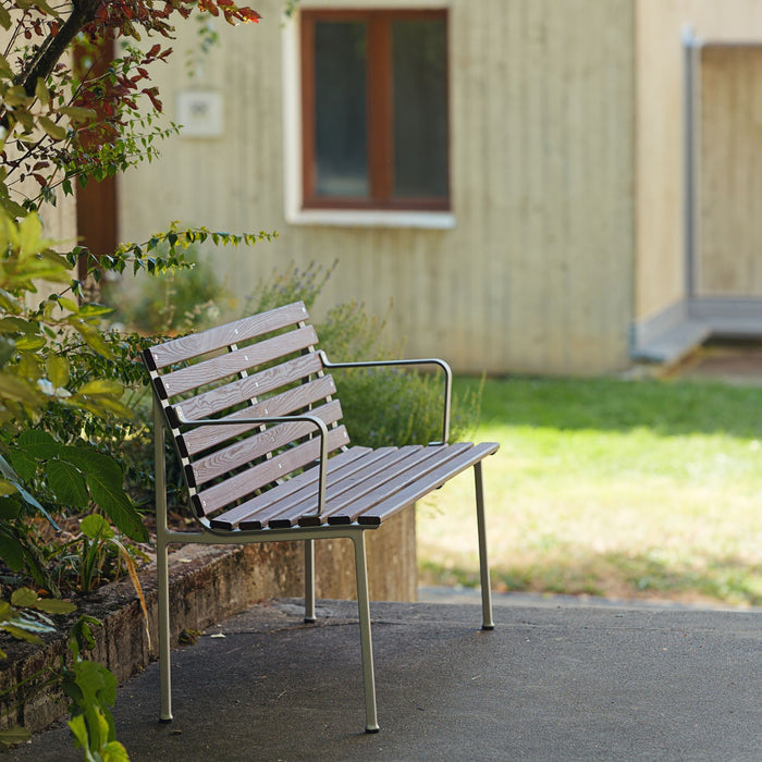 Traverse Dining Bench w. arm - HAY