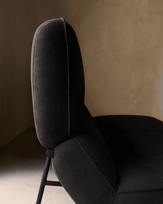 Velar Sofa - Velar sofa lifestyle 03