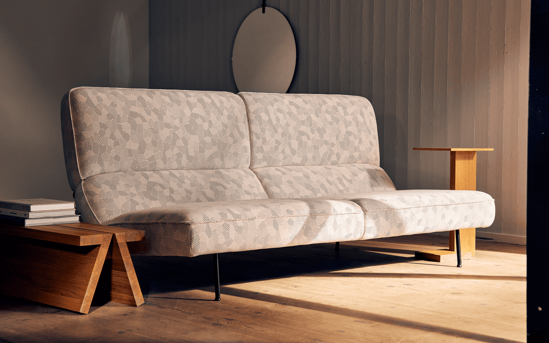 Velar Sofa - Velar sofa lifestyle 08