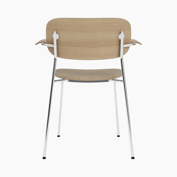 Co Dining Chair, upholstered seat with armrest, Chrome - Natural Oak | Audo Bouclé 02
