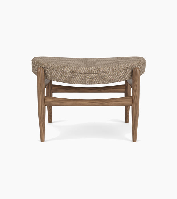 Elizabeth Ottoman - Logan Flint