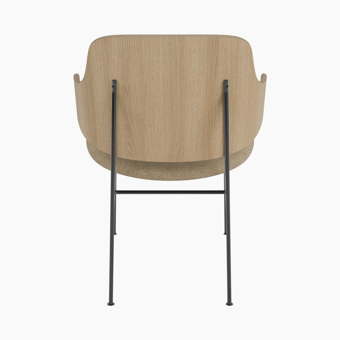 The Penguin Lounge Chair - Audo Bouclé 02