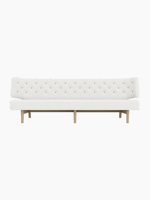 Front view of the Radiohus Sofa P3 in light grey Hallingdal 110 fabric with Dakar leather buttons on a natural oak frame.