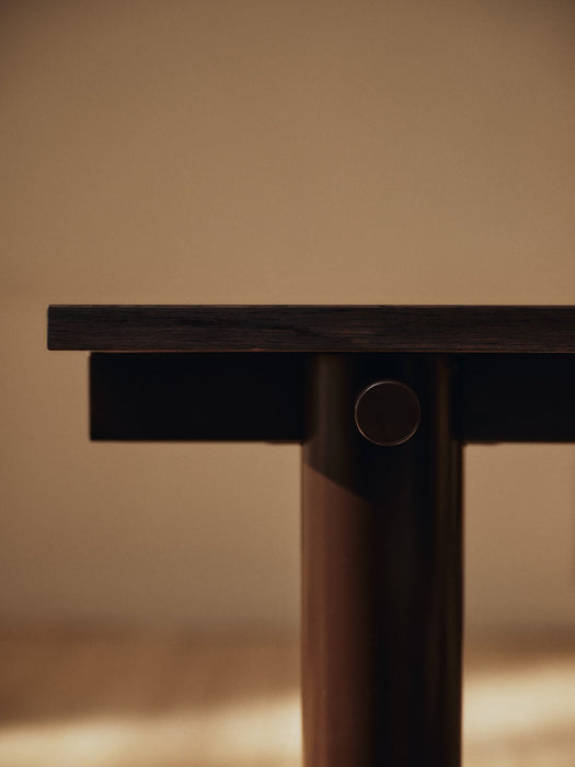 Atura Dining Table