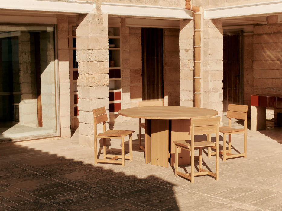 Aukko Dining Table - Ø140
