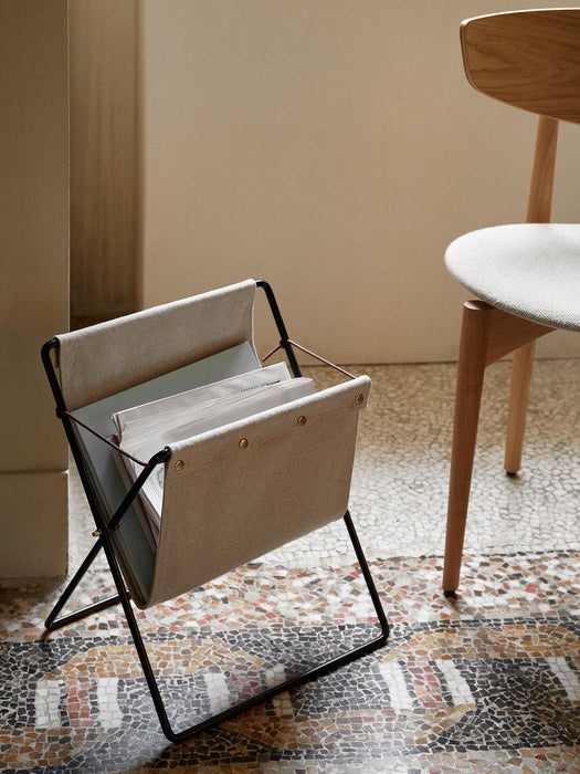 Herman Magazine Stand
