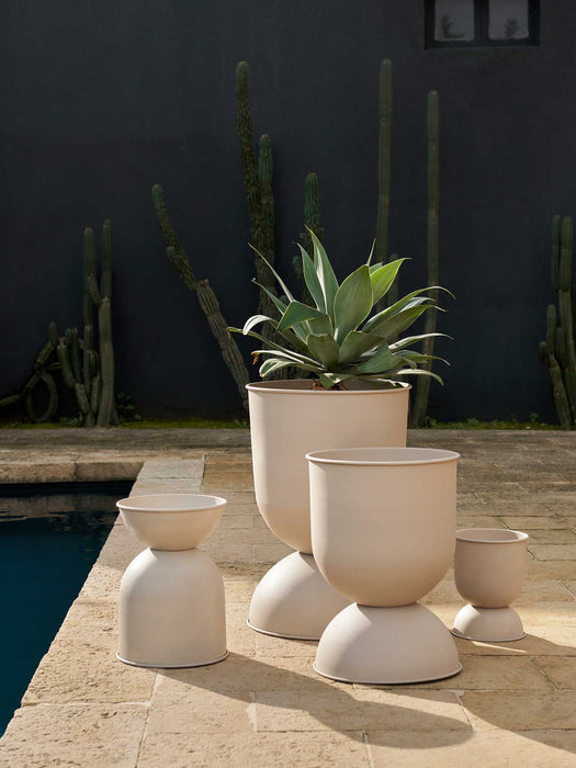 Hourglass Pot - Medium