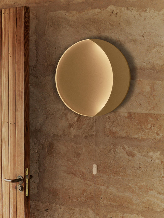 Neba Wall Lamp