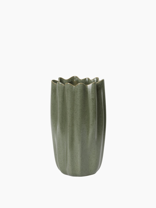 Nium Vase