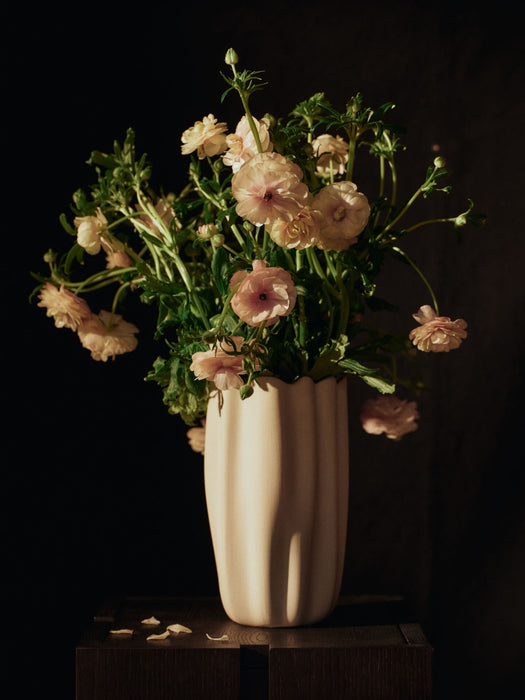Nium Vase