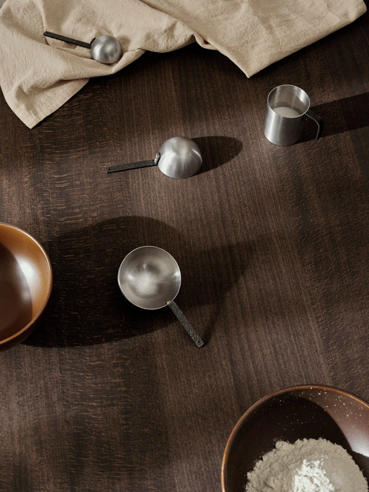 Obra Measuring Cup