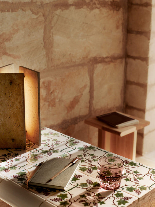 Oeste Table Lamp