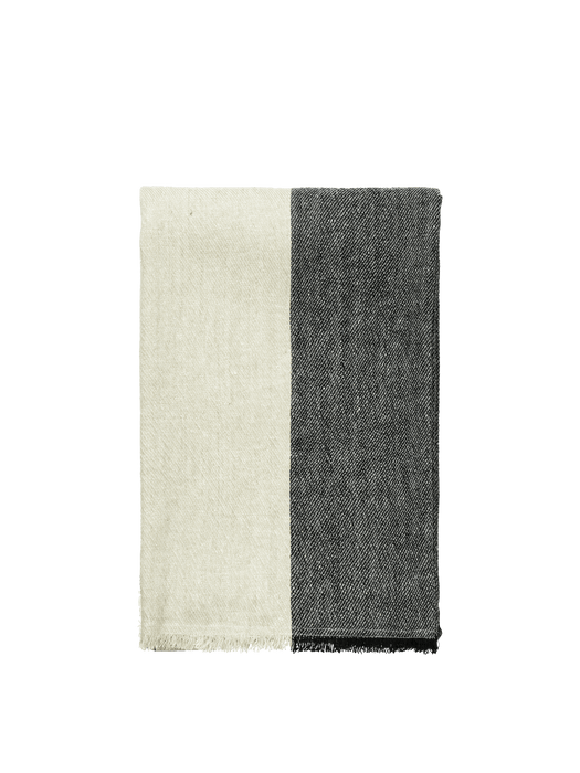 Pila Linen Throw