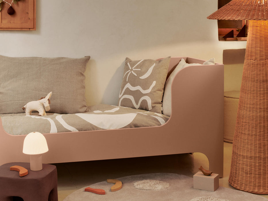 Sill Junior Bed