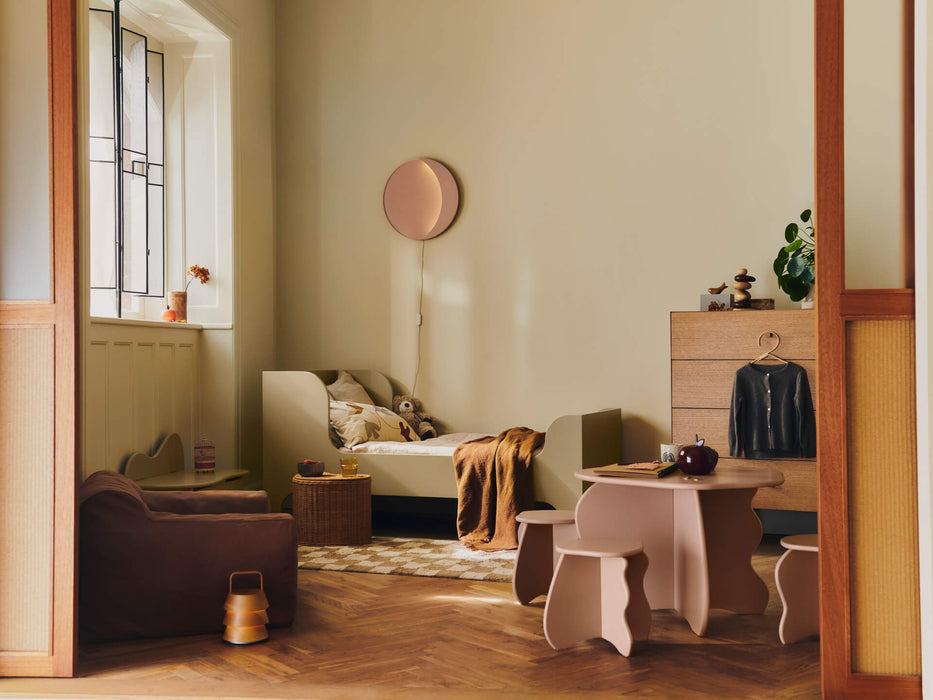 Sill Junior Bed