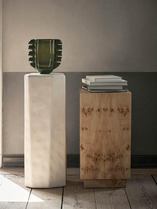 Staffa Pedestal