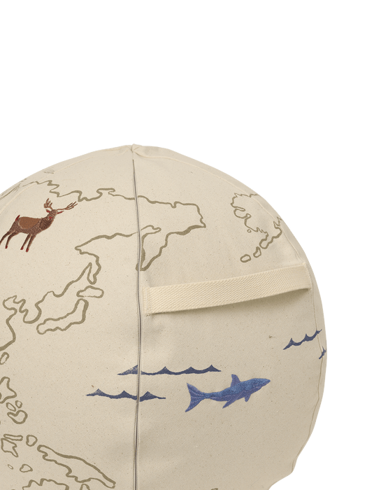 The World Pouf