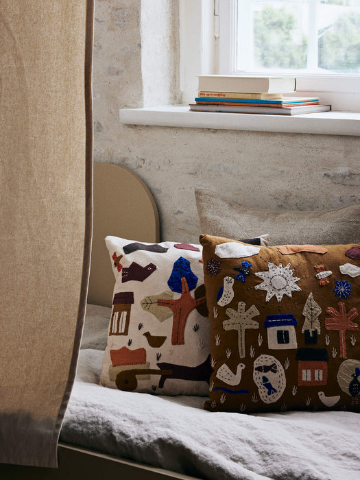 Village Cushion