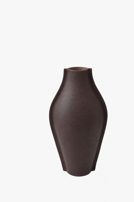 T.H — Umber — Luvaton [derived color-reference image]