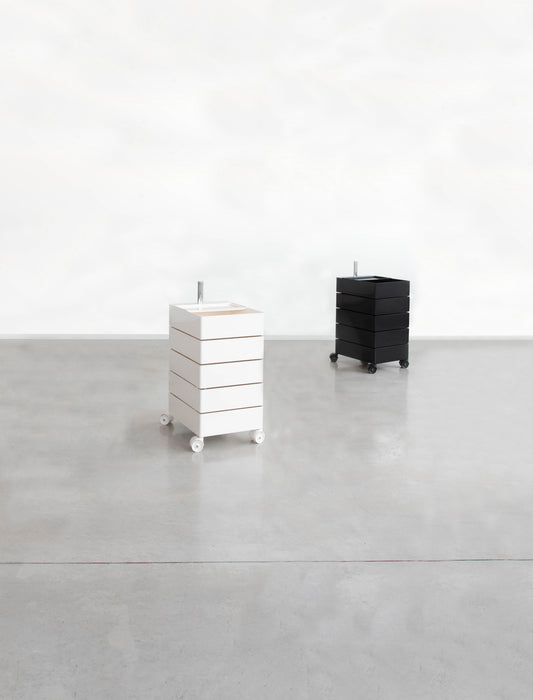 360° 360° container white black - ambient