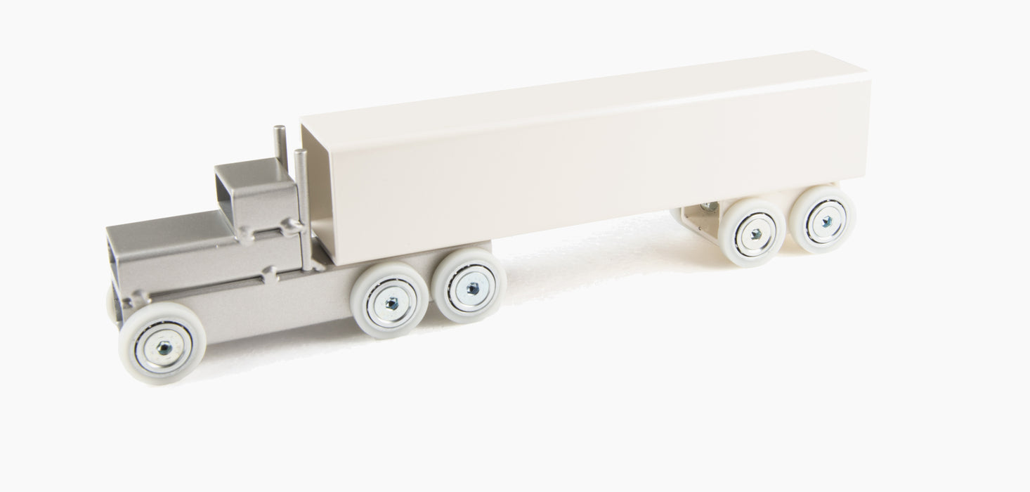 ArcheToys archetoys truck grey white - studio